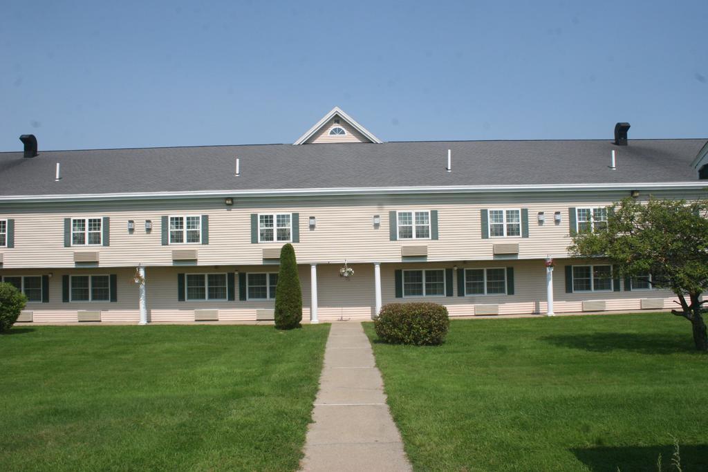 Fireside Inn & Suites Auburn Lewiston Exteriör bild